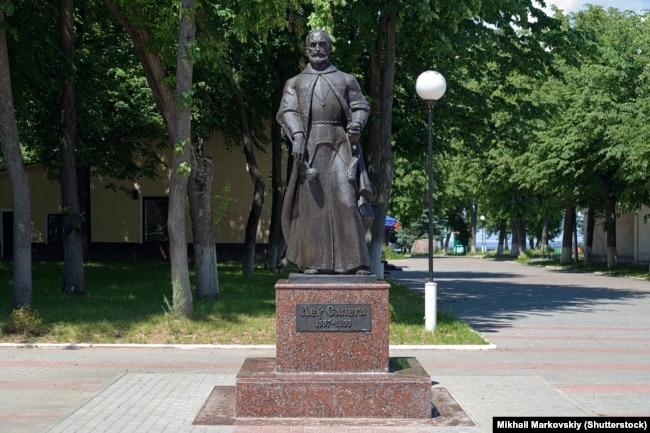 Помнік Льву Сапегу ў Лепелі, фота ©Shutterstock