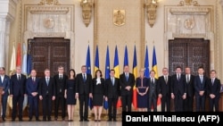 Premierul desemnat,Ludovic Orban, a păstrat componența Guvernului, aceiași miniștri care, pe 4 noiembrie 2019, depuneau jurământul la Cotroceni sunt propuși pentru Guvernul Orban II. 