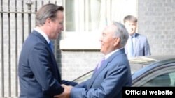 Президент Казахстана Нурсултан Назарбаев с премьер-министром Великобритании Дэвидом Кэмероном (слева). Лондон, 21 июля 2013 года. 