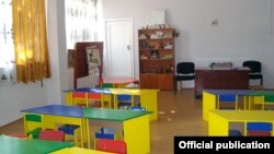 На содержание детских садов Тбилиси из городского бюджета выделено 86 миллионов лари, 45% этой суммы приходится на продукты питания. Экономя на мясе, участники коррупционной схемы ежегодно кладут в карман до пяти миллионов лари