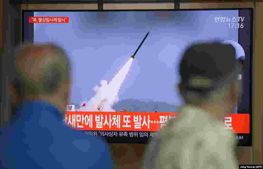 СЕВЕРНА КОРЕЈА / ЈУЖНА КОРЕЈА - Војската на Јужна Кореја соопшти дека Северна Кореја истрелала неидентификуван проектил во Тихиот океан. Не се соопштени дополнителни детали, но Центарот за стратегиски меѓународни студии со седиште во Вашингтон истакна дека во реонот од каде е лансиран проектилот најверојатно се наоѓа базата за ракети со медиум опсег Родонг на источниот брег на Северна Кореја.