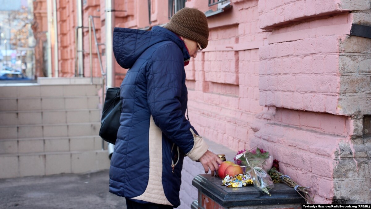 Люди не верят в голод в Запорожье» – исследователь на акции памяти детей,  погибших в годы Голодомор