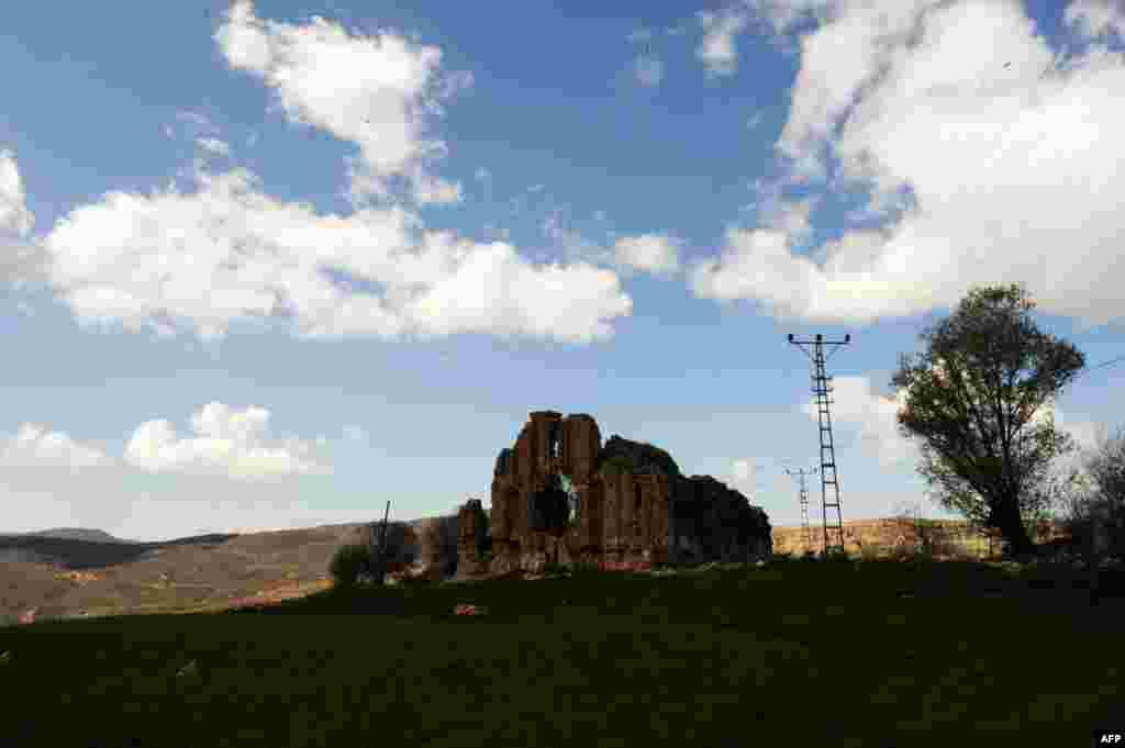 The Armenian church ruins in Hozat