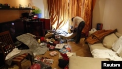 Квартира Алексея Навального после обыска 11 июня 2012 года