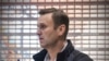 Навальный: "Лайф" получил записи с камер Шереметьева от ФСБ