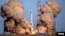 Пуск ракеты-носителя «Протон-М» с космодрома Байконур. Иллюстративное фото.