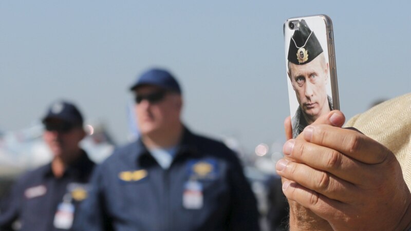Абонент временно аннексирован: что происходит с мобильной связью в Крыму