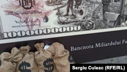 Un flashmob în faţa BNM la cinci ani de la frauda bancară. 13 noiembrie 2019