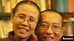 Dssident Liu Xiaobo and his wife Liu Xia