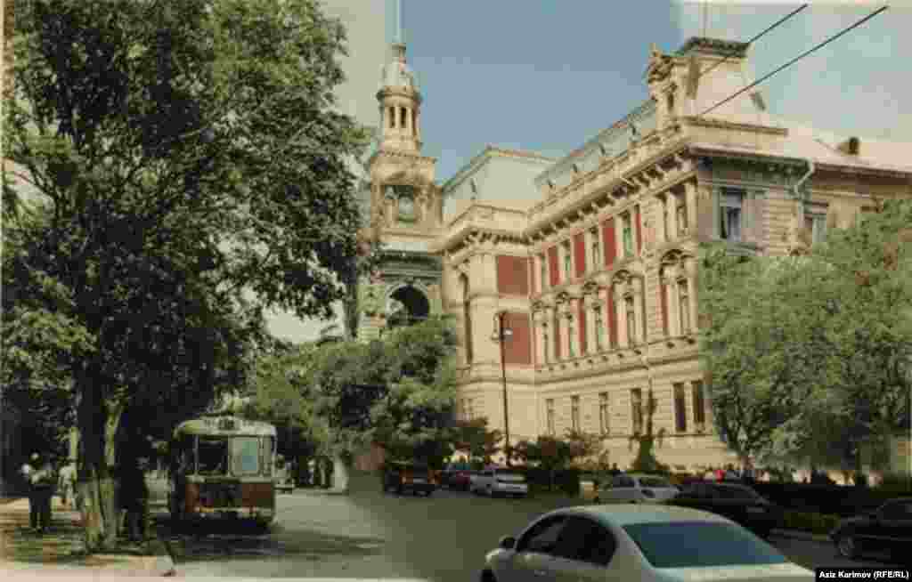 İndiki İstiqlaliyyət küçəsi