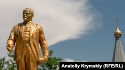 Памятник Ленину в городе Красноперекопск. Иллюстрационное фото