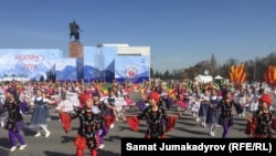 Кыргыз Республикасында 2018-жылдын 21-мартында өткөн Нооруз майрамы. (Фото архивден)