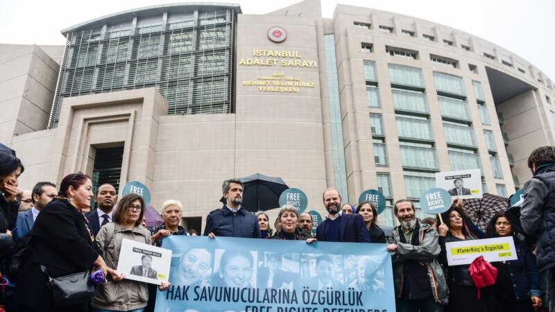 Doživotno osuđeno 6 novinara za pokušaj puča u Turskoj 