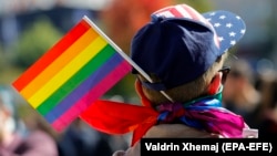 Detalj sa LGBT parade u Prištini 2017. godine