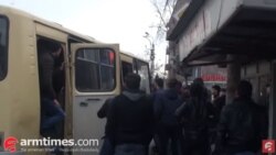 Նորակոչիկներին տեղափոխող ավտոբուսը կանգնեցրած տղամարդկանցից երկուսը ձերբակալված են