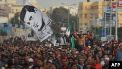 تشييع أحد ضحايا الإحتجاجات في مصر