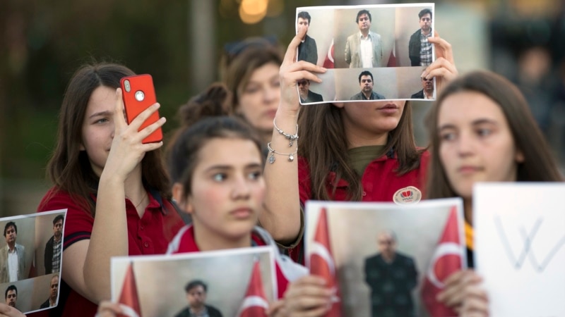 Авиокомпанијата која ги однела ѓуленистите од Приштина во Турција се соочува со казна