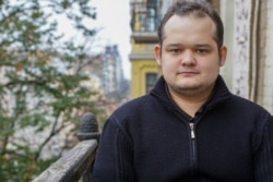 Сергій Гаврилов втік з Росії, знявши електронний браслет, і отримав у червні 2020 року статус біженця в Україні