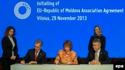 Inițierea Acordului de Asociere R.Moldova - UE, Iurie Leancă și Catherine Ashton, Vilnius, 29 noiembrie 2013