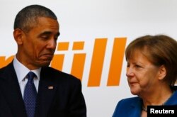 Президент США Барак Обама (ліворуч) та канцлер Німеччини Анґела Меркель. Ганновер, 25 квітня 2016 року