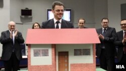 Министерот за финансии Зоран Ставрески го промовира проектот „Купи куќа, купи стан“.