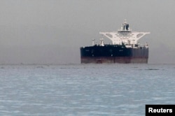 Танкер с иранской нефтью у побережья Сингапура