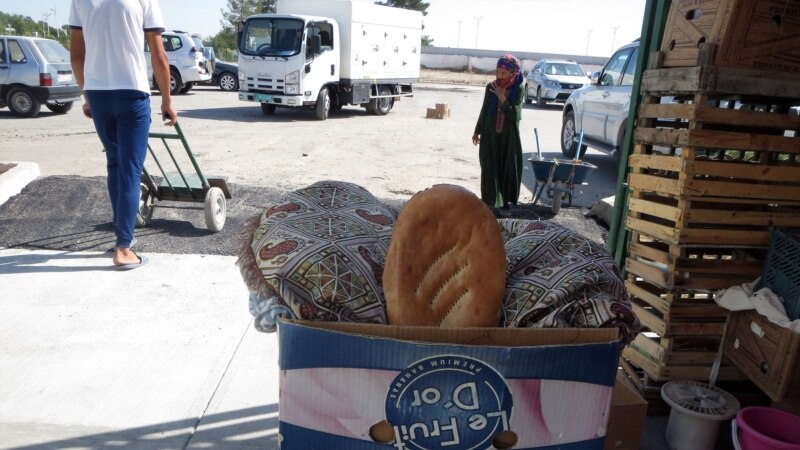 Türkmenistan bazar bahalaryna döwlet kontrollygyny kanunlaşdyrýar