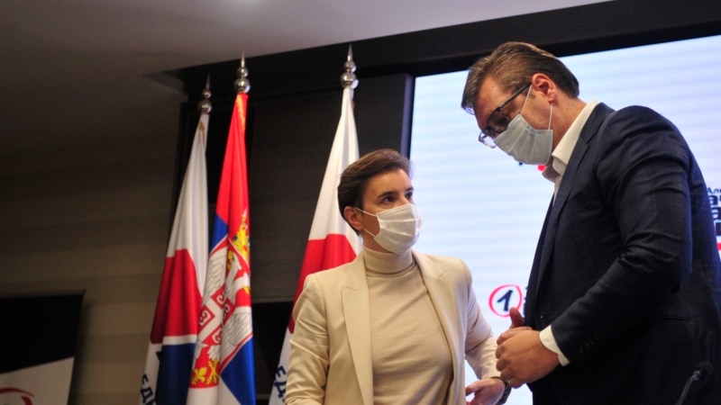 Vučić i Brnabić: Srbija vraća ambasadora Crne Gore
