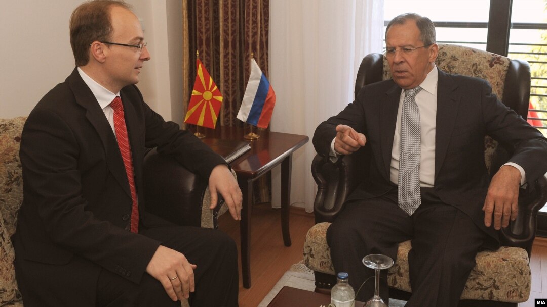 Лавров во Охрид, април 2011.На средба со тогашниот министер за надворешни работи Антонио Милошоски.