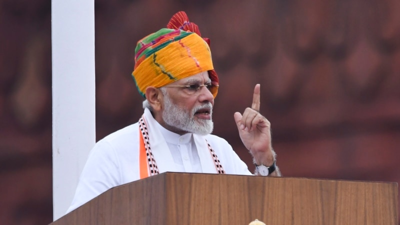 نخست وزیر هند از لغو امتیازات ویژه کشمیر دفاع کرد