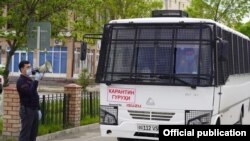 Хусусий тиббий-санитария ва эпидемиологик хизматлар кўрсатувчи ташкилотларнинг хизмат автотранспорт воситаларига ҳам бундан буён махсус рухсатнома талаб қилинмайди.