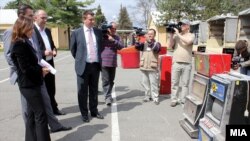 Архивска фотографија:Презентацијата на предмети запленети во акцијата „Детонатор“. 