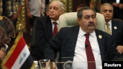 Iraqi Foreign Minister Hoshyar Zebari confirmed that the Arab League had dropped earlier calls for Assad to step aside to allow his deputy to organize talks with opposition factions.