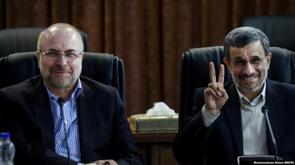 Iran's former president Mahmoud Ahmadinejad (R) and Tehran's former mayor Baqer Qalibaf January 19, 2019.