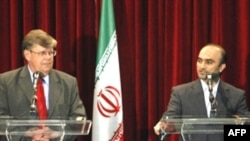 اولی هاینونن دو روز در تهران خواهد بود و قرار است که با جواد وعیدی دیدار و گفت وگو کند. (عکس: AFP)