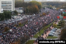 Марш пратэсту 25 кастрычніка 2020 году. Паводле карэспандэнта БТ Хараўца, у ім удзельнічалі 2–3 тысячы чалавек