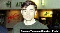 Петр Каримов, писари Ислом Каримов аз ҳамсари аввалаш