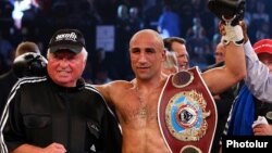 Arthur Abraham bez odgovora na tvrdnje o vezama s mafijom