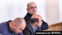 Samvel Babayan müttəhimlər kürsüsündə