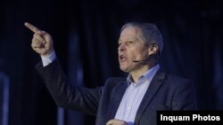 Dacian Cioloș a pierdut lupta în fața taberei Barna în ședința conducerii USR. Imagine generică cu președintele USR.