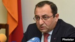 Armenia -- Environment Minister Artsvik Minasian at a press conference in Yerevan, 27Dec2016