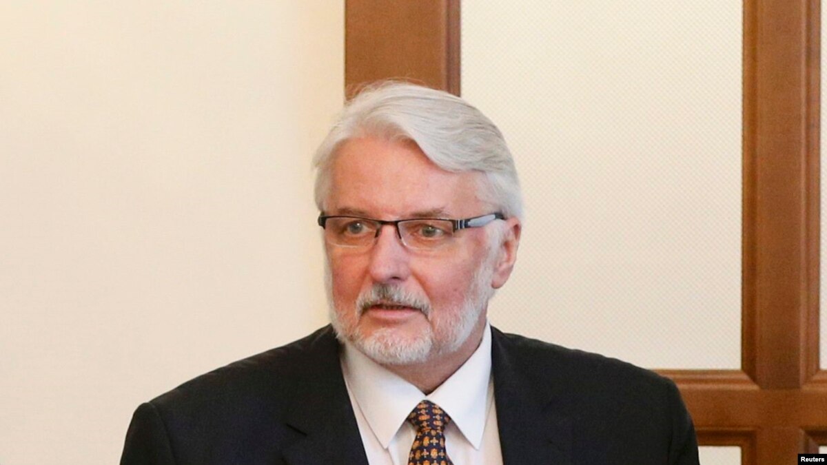 МИД Польши: мы не будем принимать мигрантов, у нас и так хватает украинских беженцев картинки МИД Польши: мы не будем принимать мигрантов, у нас и так хватает украинских беженцев картинка