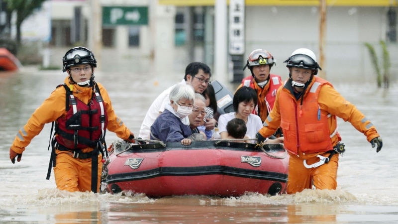 Десетици загинати во поплавите во Јапонија