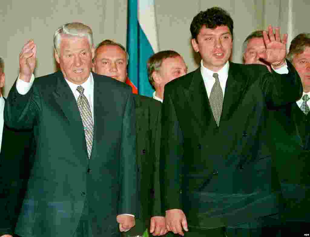 Rusiya prezidenti President Boris Yeltsinlə Krasnoyarsk-da görüş zamanı çəkilmiş foto&nbsp;​(1 noyabr 1997)