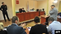Никита Белых выступает в суде по делу "Кировлеса" в мае 2013 года (архивное фото)