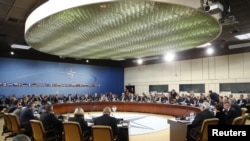 Reuniunea de la Bruxelles a miniştrilor apărării NATO, 9 octombrie 2012