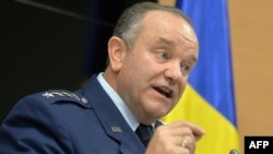 Եվրոպայում ՆԱՏՕ-ի գլխավոր հրամանատար, գեներալ Ֆիլիպ Բրիդլով