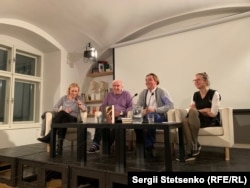 Цього тижня письменник Андрій Любка приїхав до Праги презентувати свій новий роман «Твій погляд, Чіо-Чіо-сан»