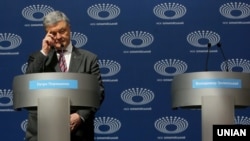 На дебати 14 квітня з Петром Порошенком Володимир Зеленський не з’явився