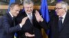 Зліва направо: президент Європейської ради Дональд Туск, президент України Петро Порошенко і президент Єврокомісії Жан-Клод Юнкер під час зустрічі в Брюсселі, 20 березня 2019 року